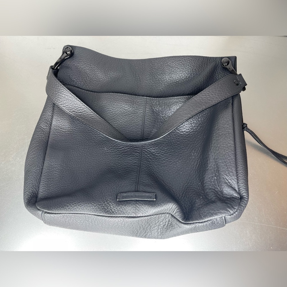 Vince Camuto Gray Pebbled Leather Boho Tote Bag Purse Zip Closure - Picture 2 of 10